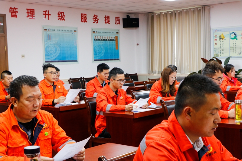 齐声诵读《走向复兴》.jpg