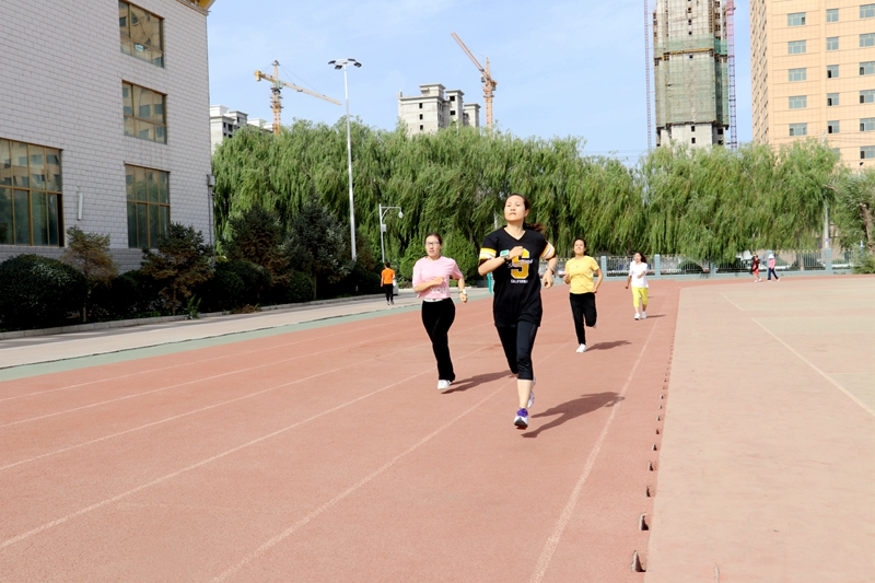 女子800米短跑.JPG