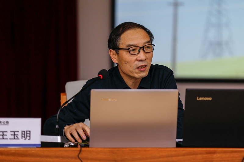 河西学院教师讲授新闻宣传知识.jpg
