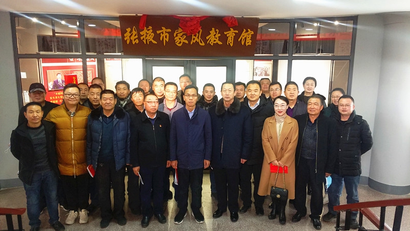 集体合影.jpg