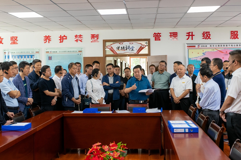 5观摩民乐公路段内业资料.jpg