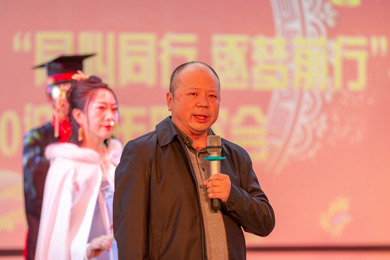 1局长张通文致辞.jpg