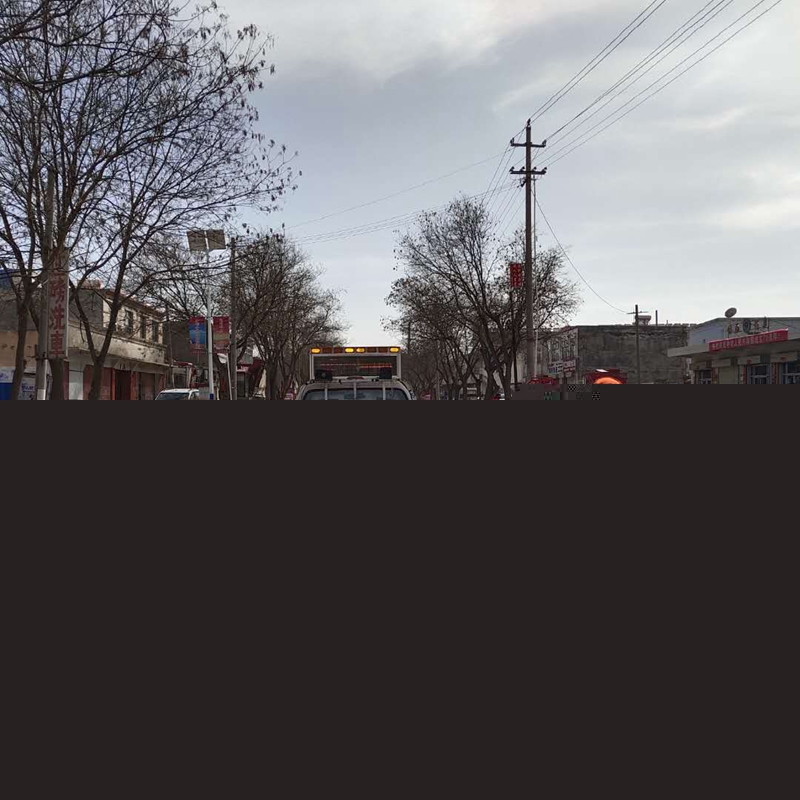 S301线路面破损处治刘军年摄.jpg