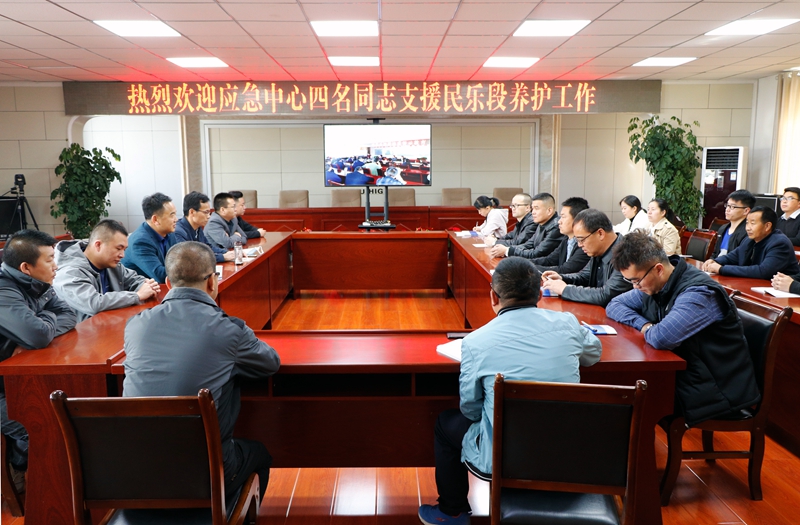 王永新摄.jpg